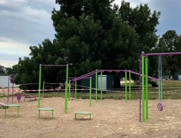 Новий спортивний майданчик у Рівному спортивний майданчик