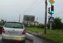 Рівненські патрульні супроводили матір із 15-денним немовлям до медзакладу Рівненські патрульні супроводили матір із 15-денним немовлям до медзакладу