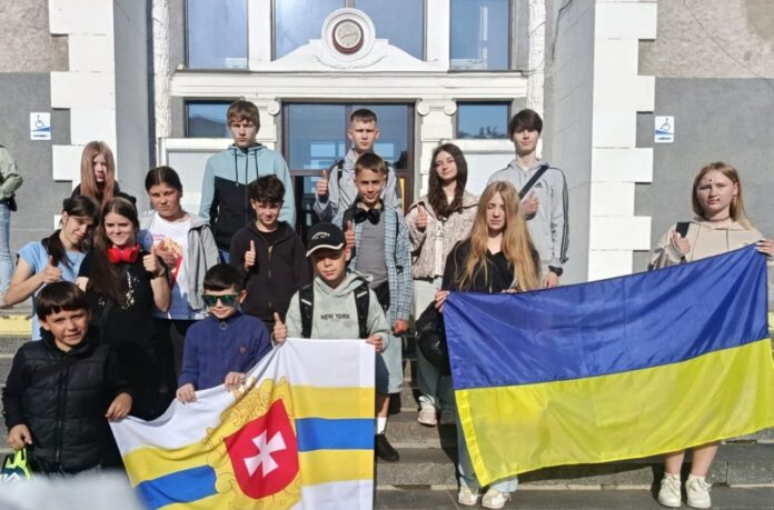 Школярі з Рівненщини відпочиватимуть в Артек школярів з Рівненської області