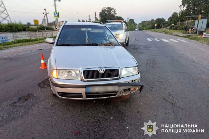 У Рівненському районі внаслідок ДТП травмувався мотоцикліст