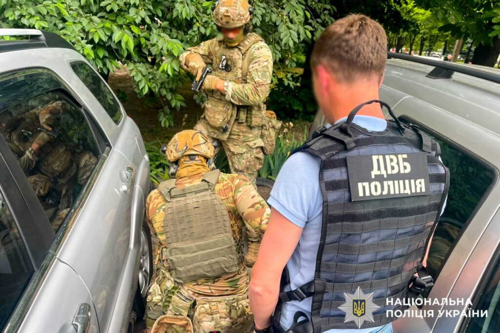 Затримання військового правоохоронцями