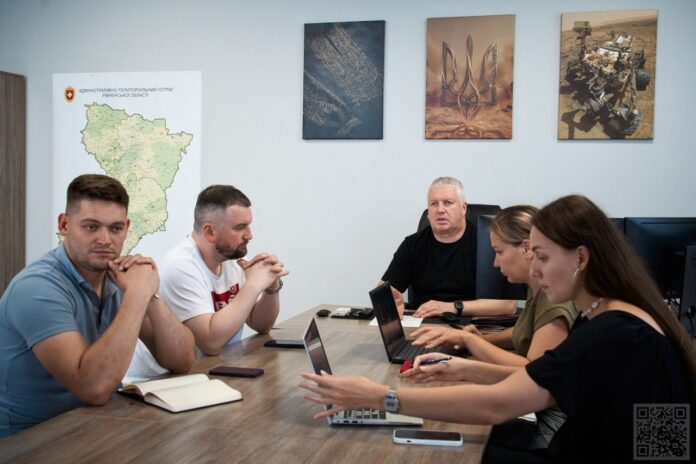 На Рівненщині протестували алгоритми відновлення мобільного зв'язку під час блекауту На Рівненщині протестували алгоритми відновлення мобільного зв'язку під час блекауту