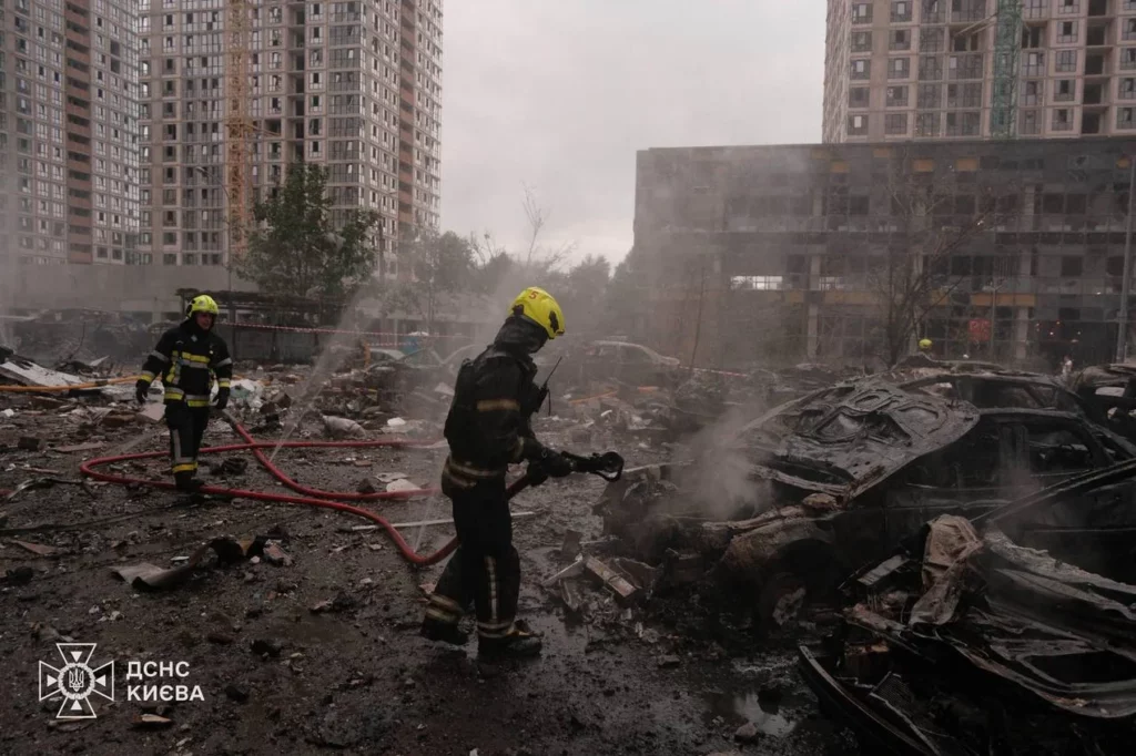 Масована атака ракетами на Київ: росіяни пошкодили багатоповерхівку, що відомо про наслідки? 1 Наслідки нічної атаки по Києву