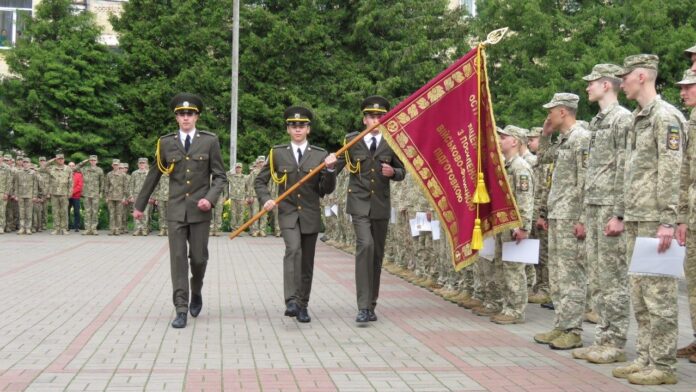 Повідомили, що є вже перша заявка від дівчини, яка бажає навчатись у Острозькому обласному військовому ліцеї Повідомили, що є вже перша заявка від дівчини, яка бажає навчатись у Острозькому обласному військовому ліцеї