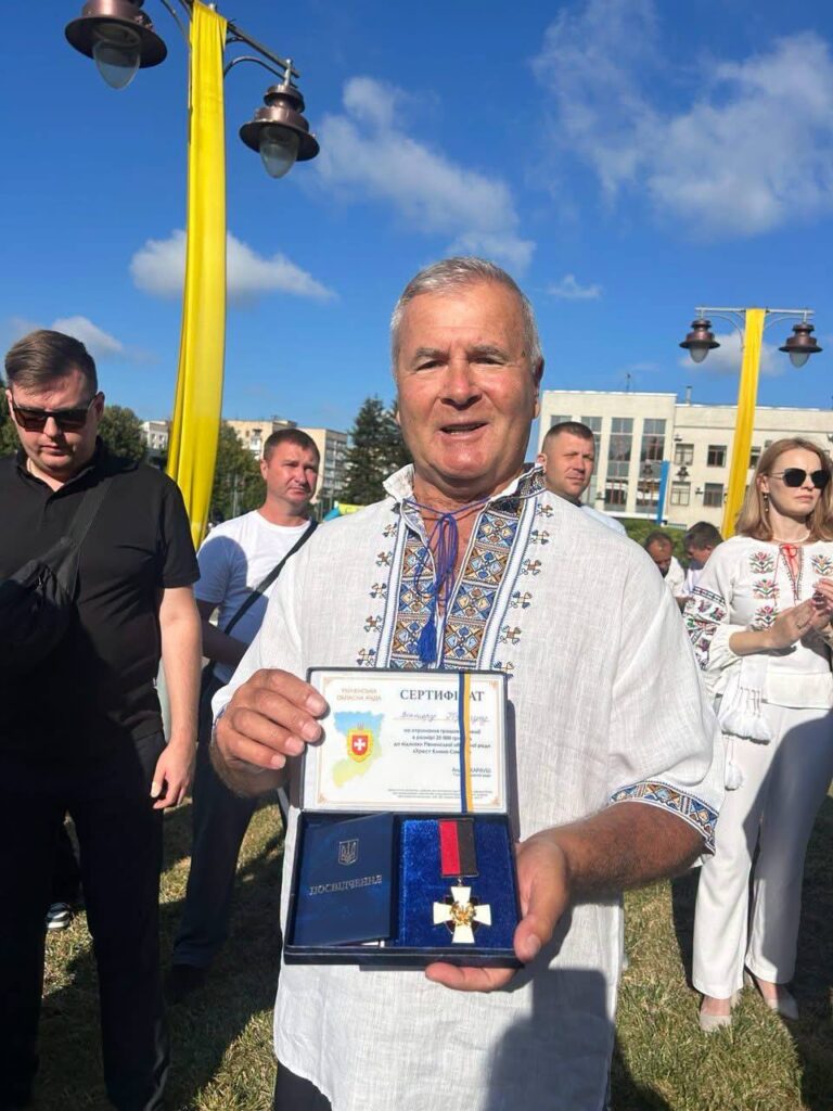 Нагородження до Дня Незалежності: хто отримав відзнаки на Рівненщині 3 Церемонія нагородження на Рівненщині