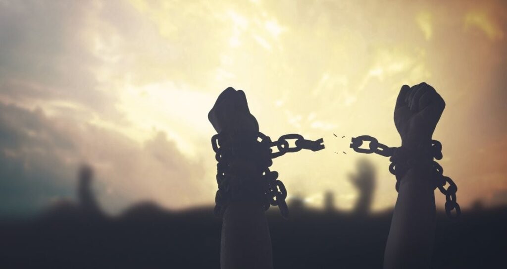 23 серпня - День Державного Прапора України 4 Міжнародний день пам'яті жертв работоргівлі та її ліквідації