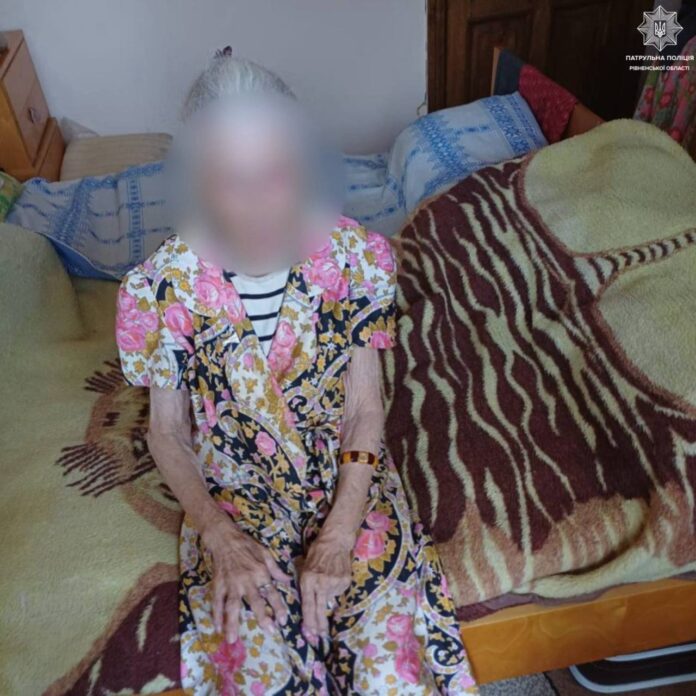 Патрульні повернули двох пенсіонерок додому поліція повернула пенсіонерок додому