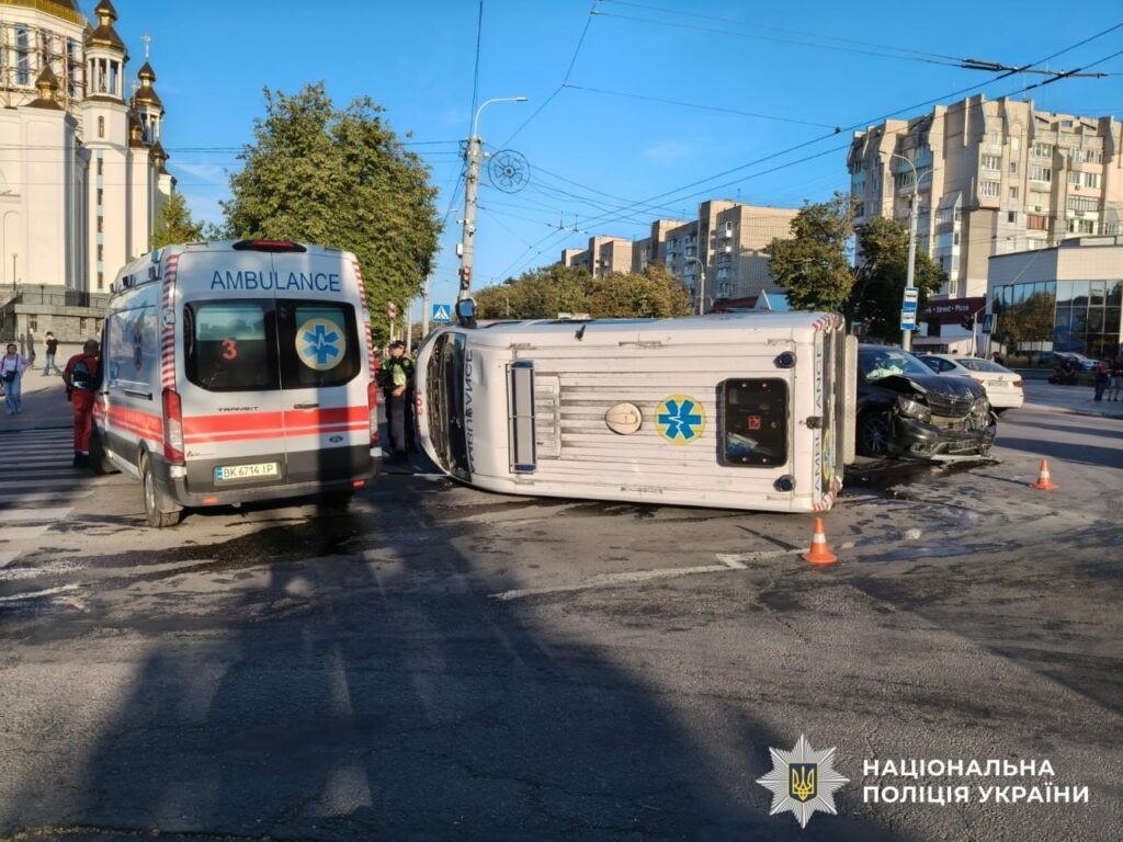 У Рівному сталася ДТП за участі швидкої 3