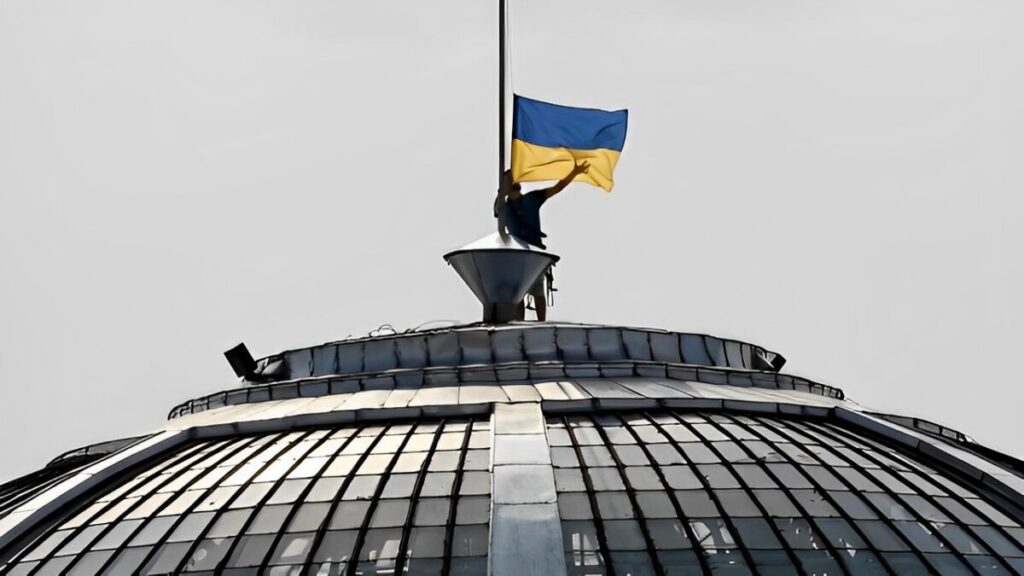 4 вересня: яке сьогодні свято, прикмети, традиції 1 35 років від підняття прапора над Верховною Радою