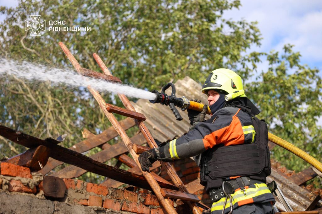 Атака по Рівненщині: показали перші наслідки удару БпЛА (ВІДЕО) 2 Атака на Рівненщині 2 вересня
