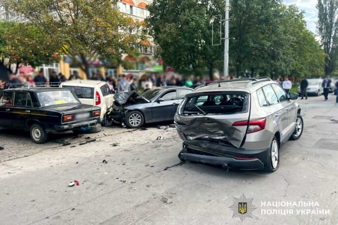 У Вараші водій спричинив ДТП за участі 5 автомобілів