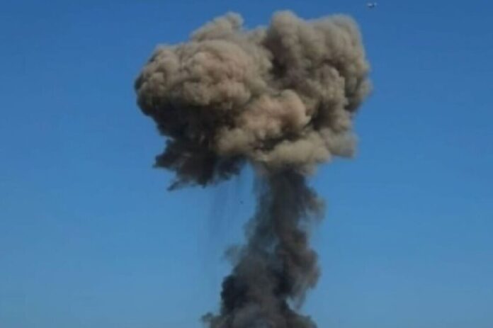 На Рівненщині від ворожого обстрілу отримала пошкодження спецтехніка На Рівненщині від ворожого обстрілу отримала пошкодження спецтехніка