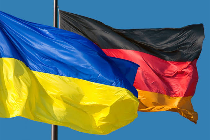 Німеччина планує збільшити військову допомогу Україні Німеччина планує збільшити військову допомогу Україні