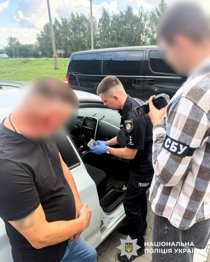 На Рівненщині 43-річний лікар отримав підозру за сприяння в ухиленні від мобілізації 1