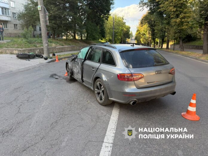 У Рівному сталася ДТП травмувалися водій та пасажир мотоцикла У Рівному сталася ДТП травмувалися водій та пасажир мотоцикла