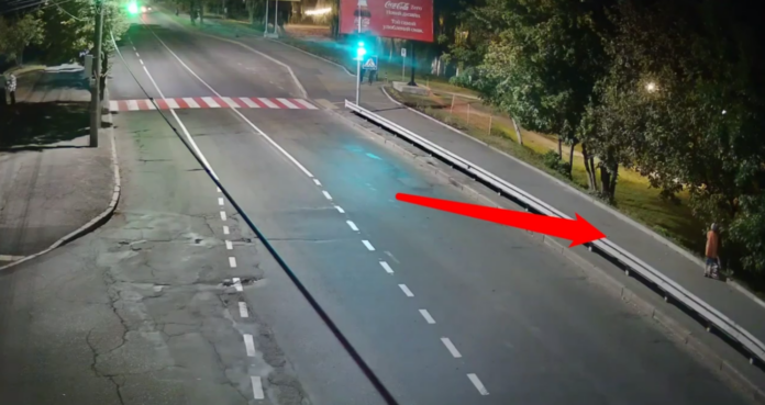 Вандали знову завдали шкоди благоустрою Рівного Вандали знову завдали шкоди благоустрою Рівного