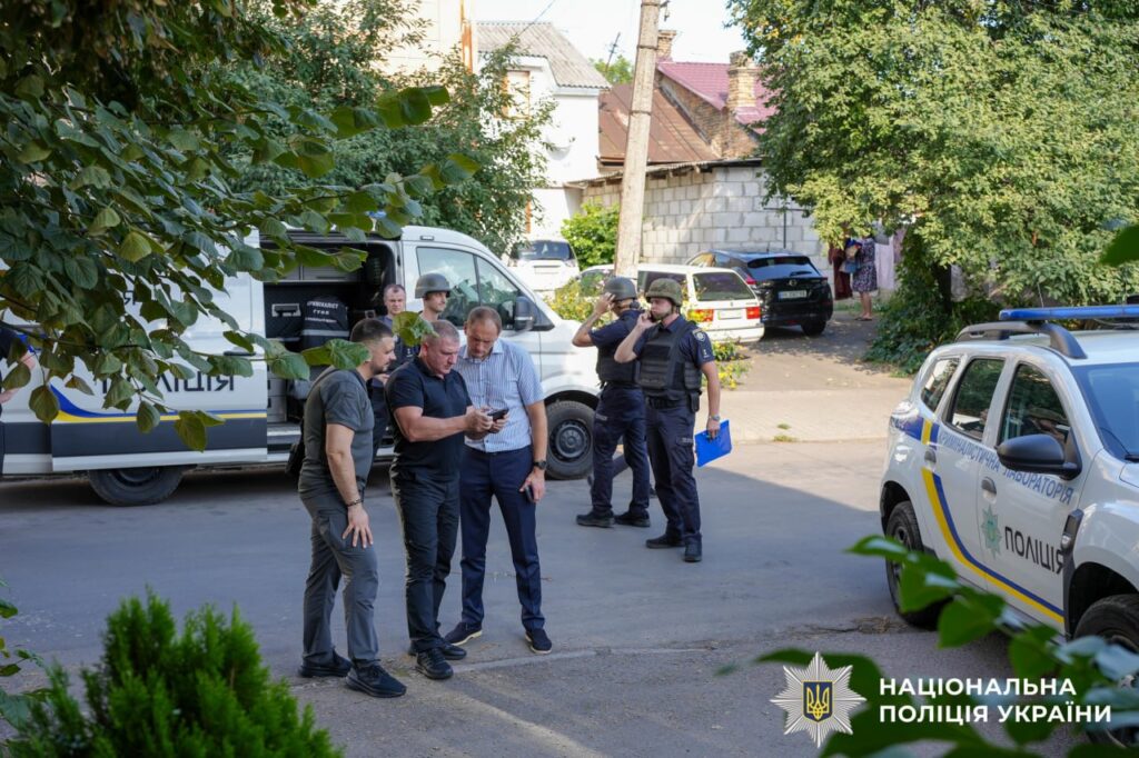 Головні кримінальні новини Рівненщини за тиждень: смертельний вибух, розтрощені авто та вилучена зброя 2