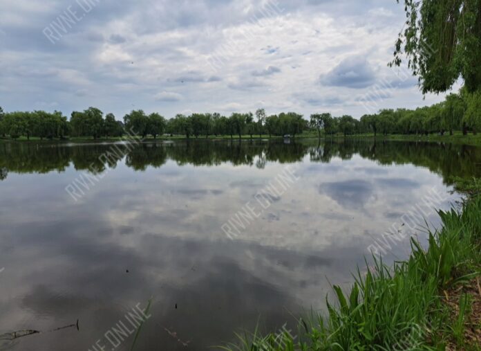 Яйце рівне озеро Очищення водойм у Рівному