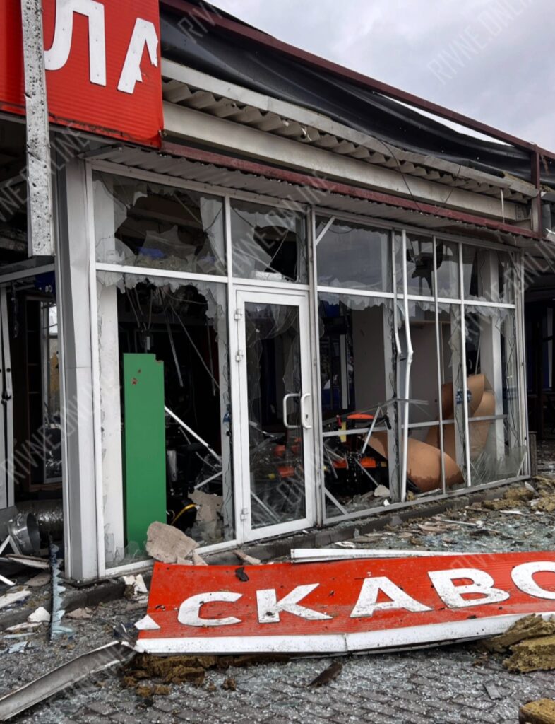 Дубно після атаки: ексклюзивні фото та відео 3