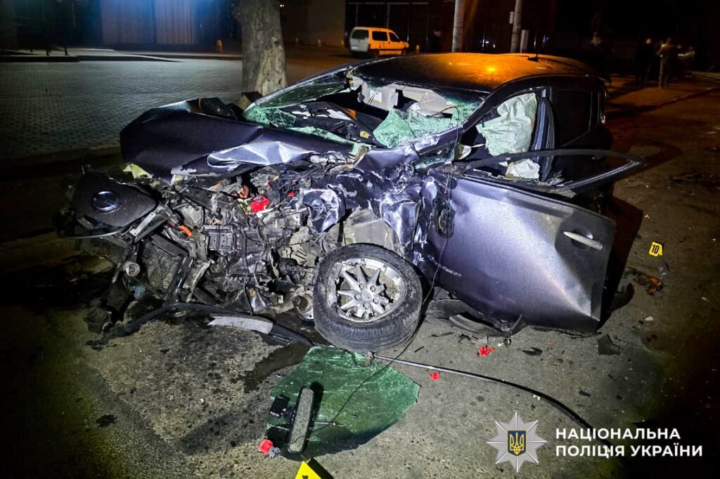 Головні надзвичайні події та злочини на Рівненщині за тиждень: заміноване авто ЗСУ, збиті пішоходи та канал втечі за $7000 4