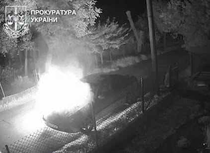 Судитимуть рівнянина, який через помсту підпалив авто знайомого