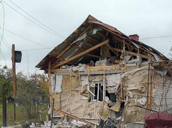 Внаслідок ворожої атаки зазнав ушкоджень житловий будинок на Сарненщині