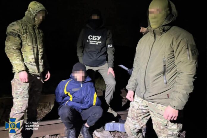 Вирок агенту фсб за підготовку диверсії на залізни вирок агенту фсб